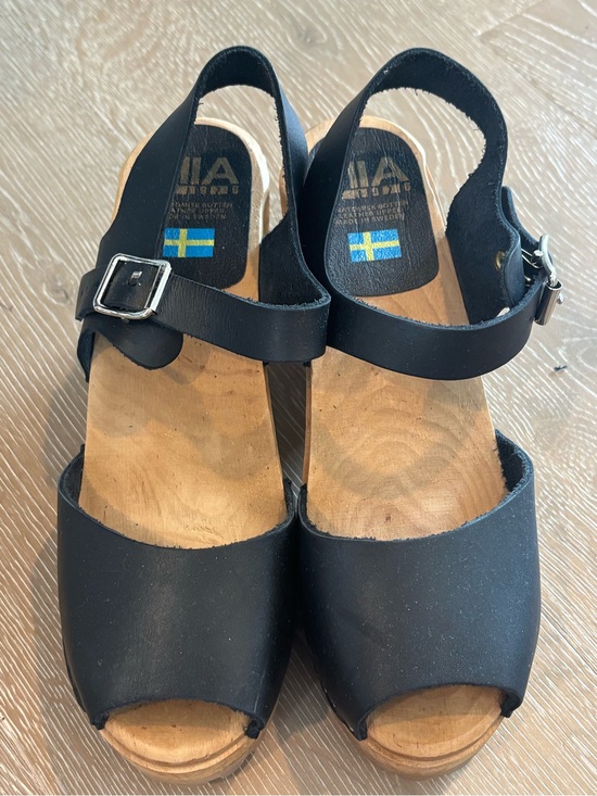 MIA Shoes - MIA Swedish Anatomic Greta Black Leather Open-Toe Slingback Clogs